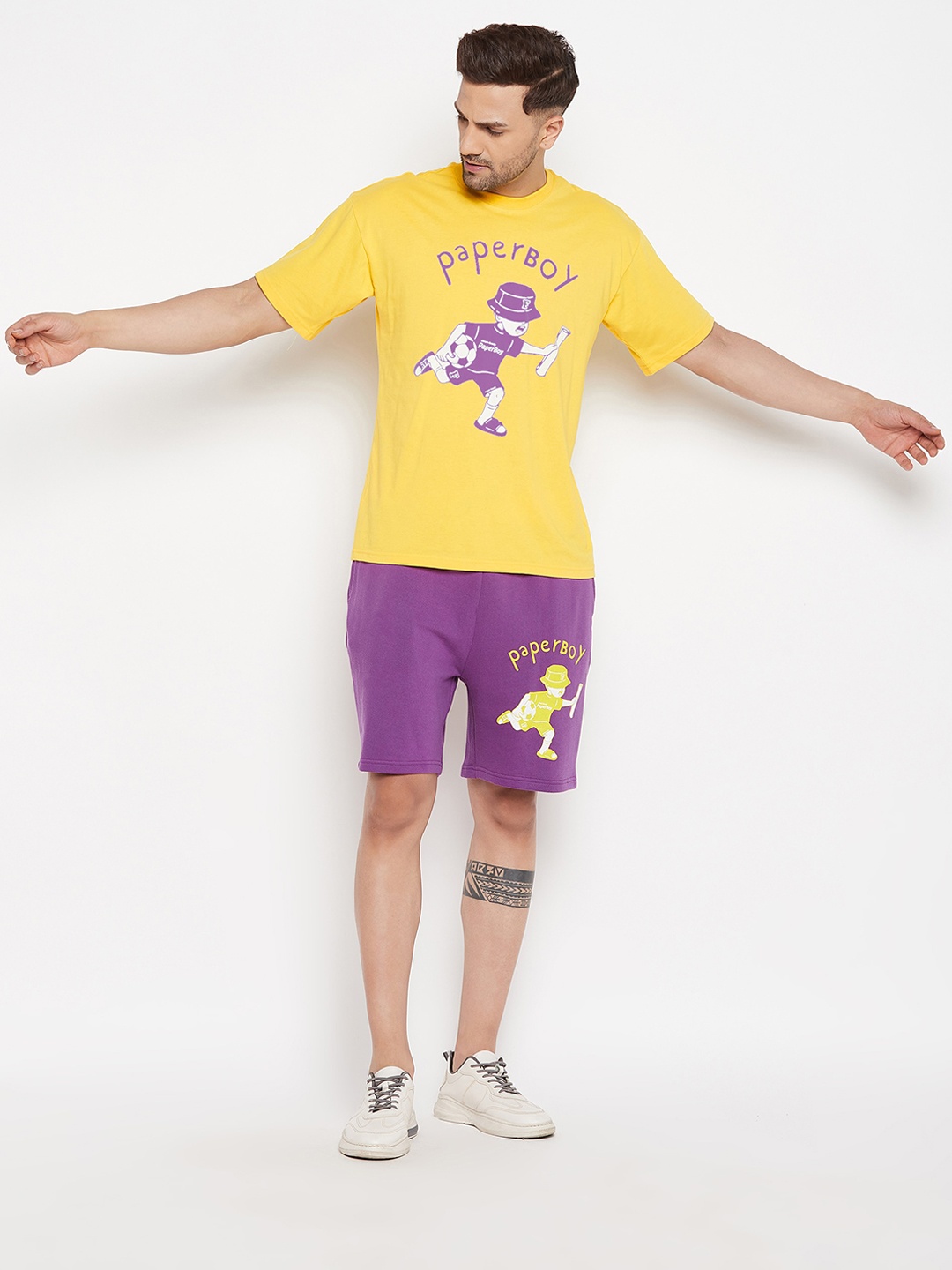

FUGAZEE Men Yellow & Purple Printed Pure Cotton T-shirt with Shorts