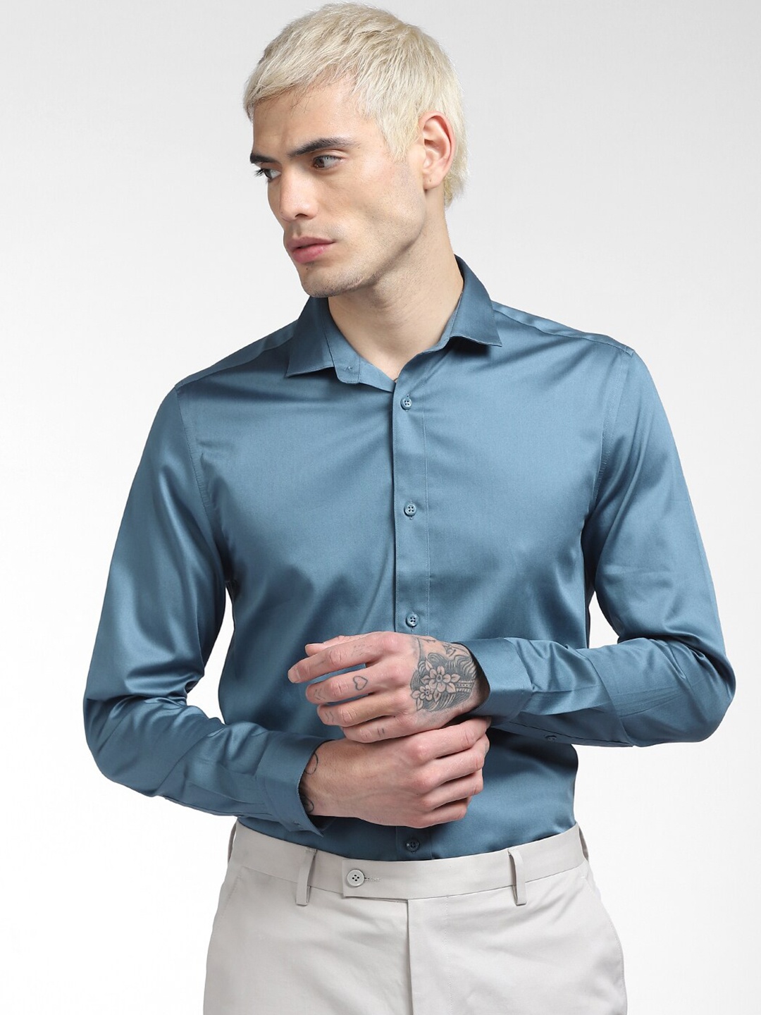 

Jack & Jones Men Blue Casual Shirt