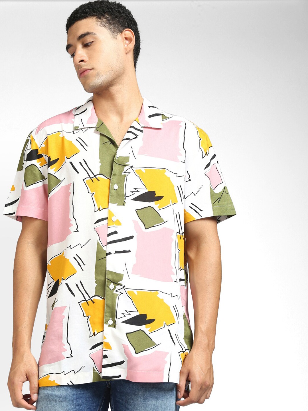 

Jack & Jones Men White & Pink Printed Casual Shirt