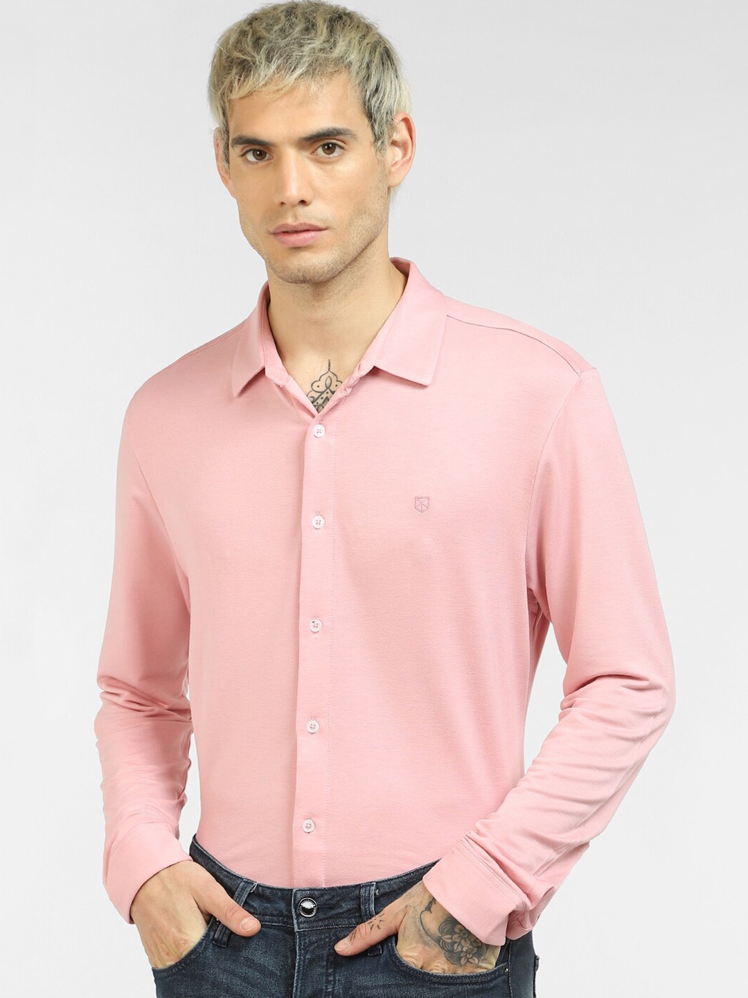 

Jack & Jones Men Pink Solid Casual Shirt