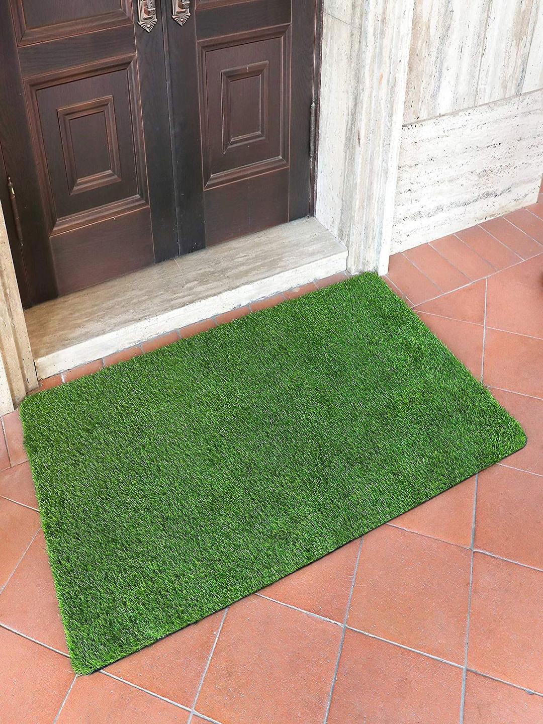 

LUXEHOME INTERNATIONAL Green Solid Artificial Grass UV Resistant Floor Runner