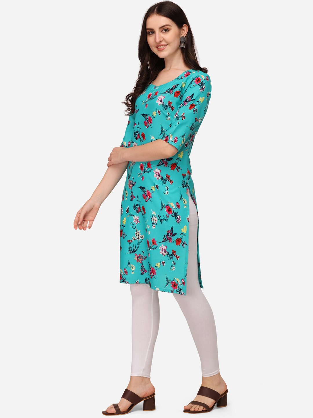 

LEWAWAA Women Sea Green Floral Printed Thread Work Crepe Kurta