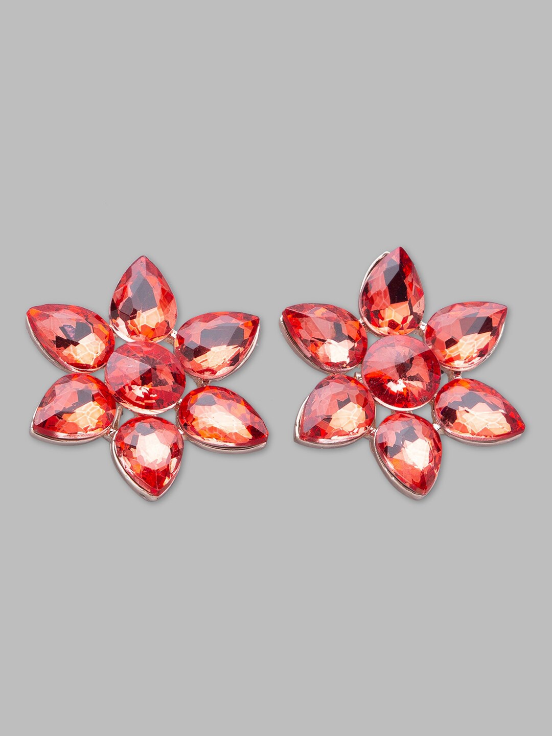 

Globus Rose Gold Plated Floral Stud Earrings