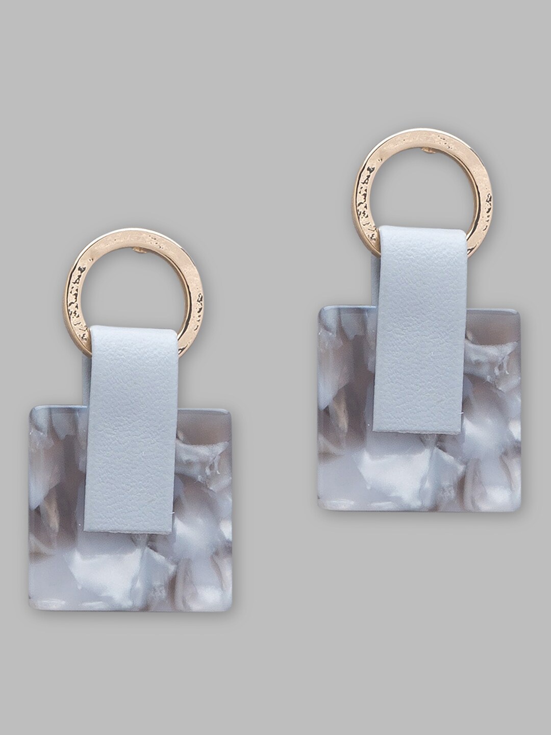 

Globus Grey Geometric Studs Earrings