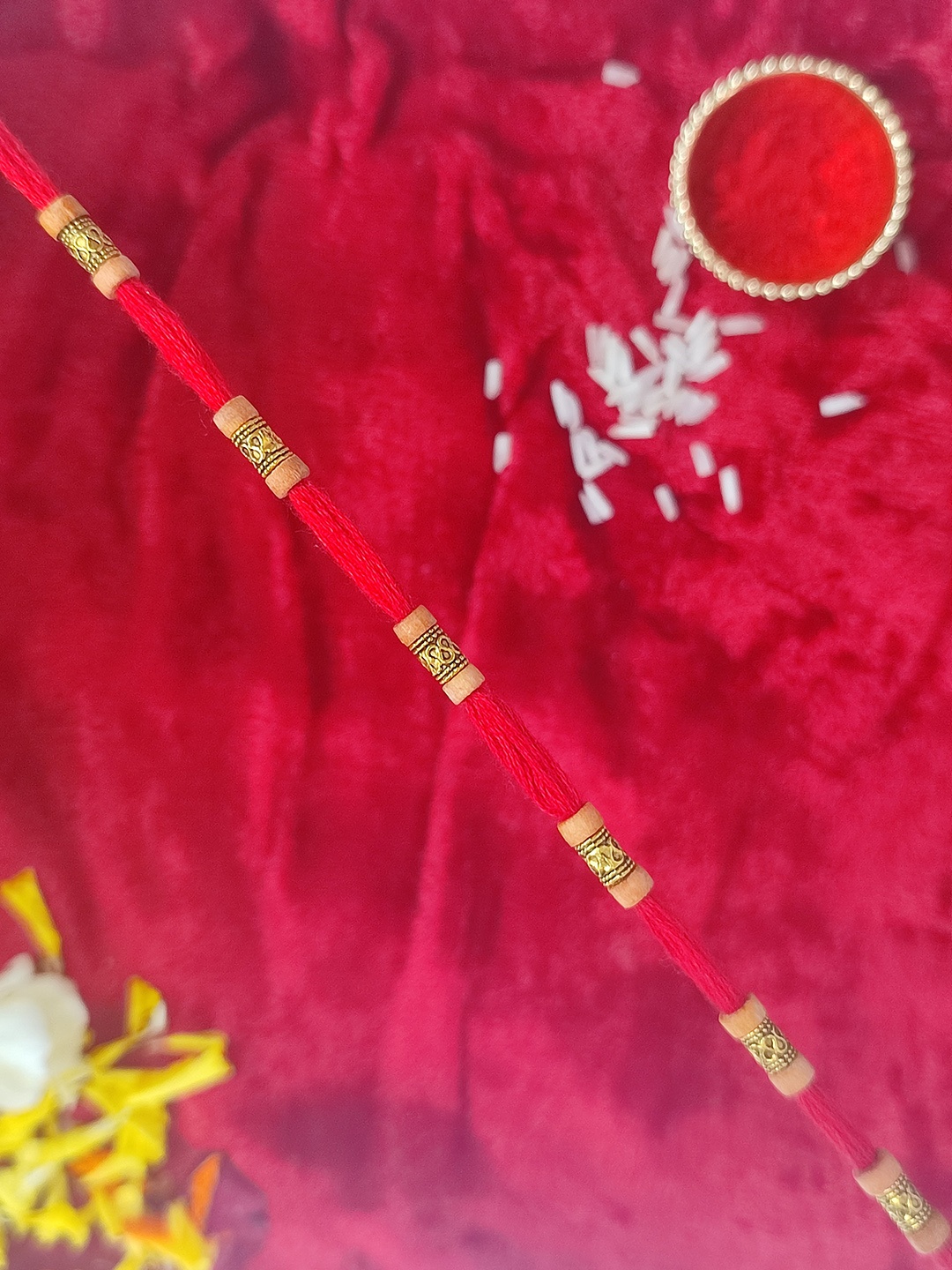 

CRAYTON Men Gold-Toned & Red Beaded Rakhi
