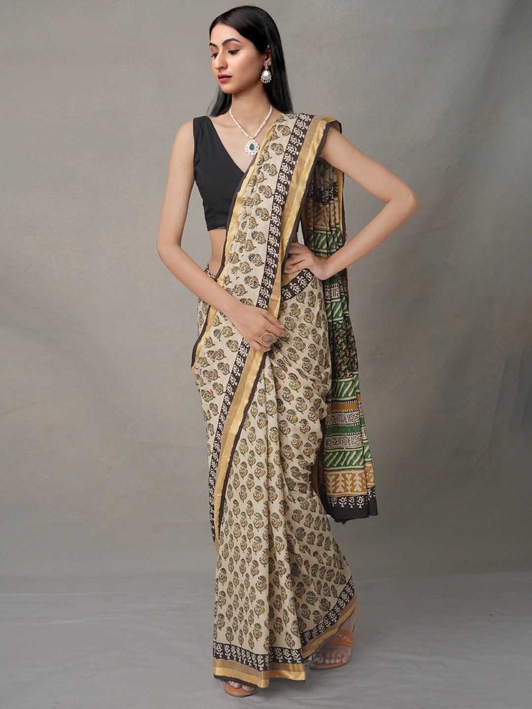 

Unnati Silks Cream-Coloured & Brown Tie and Dye Zari Pure Cotton Block Print Saree