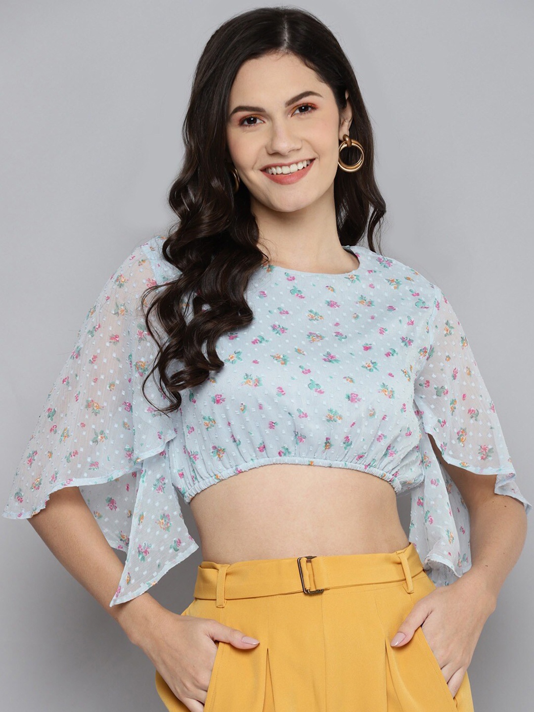 

SASSAFRAS Blue & Multicoloured Floral Print Keyhole Neck Blouson Crop Top