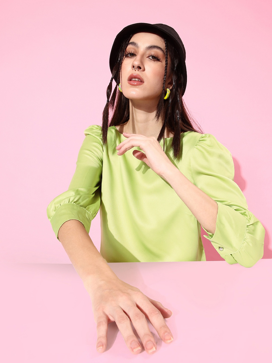 

4WRD by Dressberry Green Solid Puff Sleeve Top