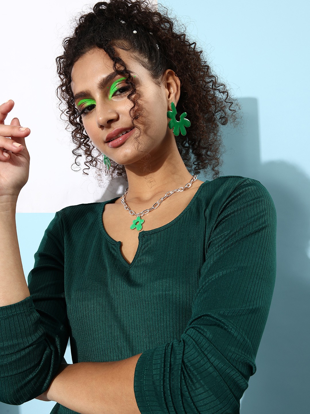 

DressBerry Gorgeous Green Solid New Neckline Top