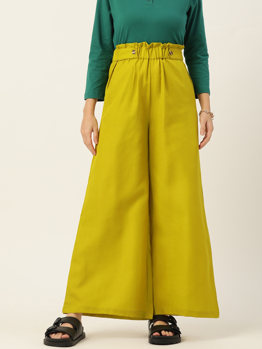 

4WRD by Dressberry Women Lime Green Solid Pleated Flared Trousers