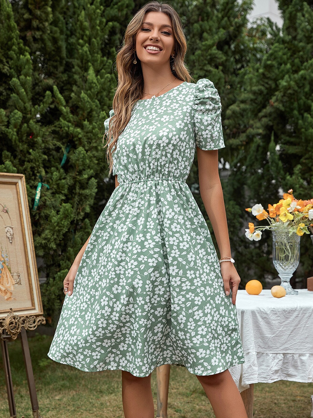 

BoStreet Women Green Floral Printed Fit and Flare Dress