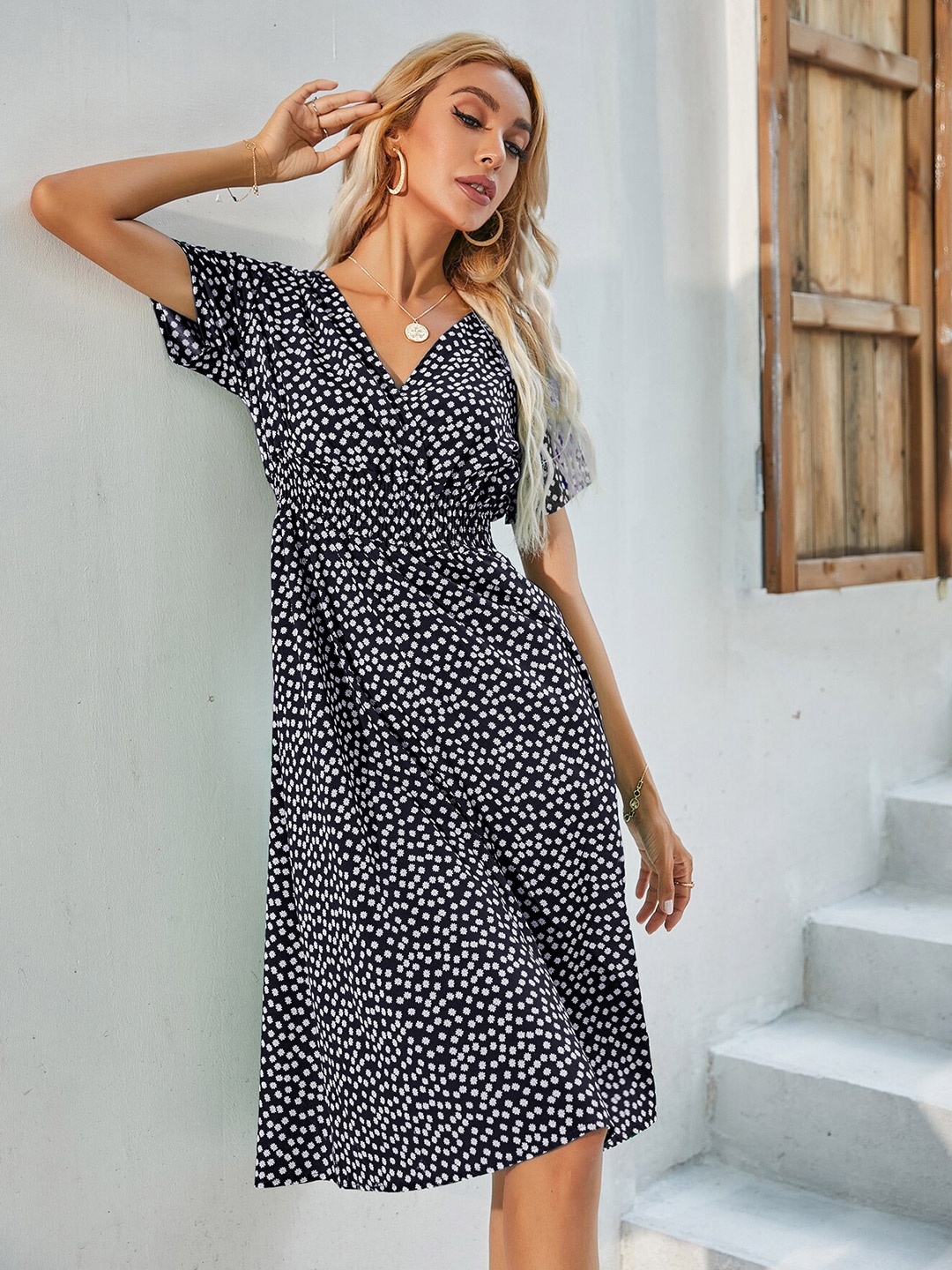 

StyleCast Black & White Abstract Printed Fit & Flare Dress