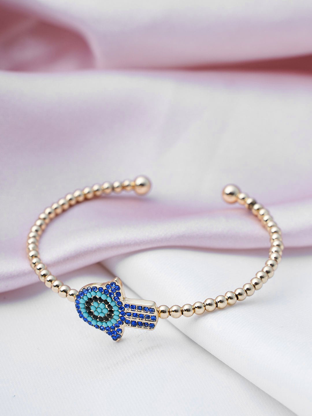 

Ferosh Women Gold Bracelet