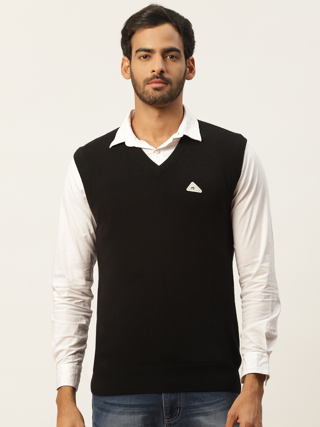 

Monte Carlo Men Black Ribbed Sweater Vest with Applique Detail