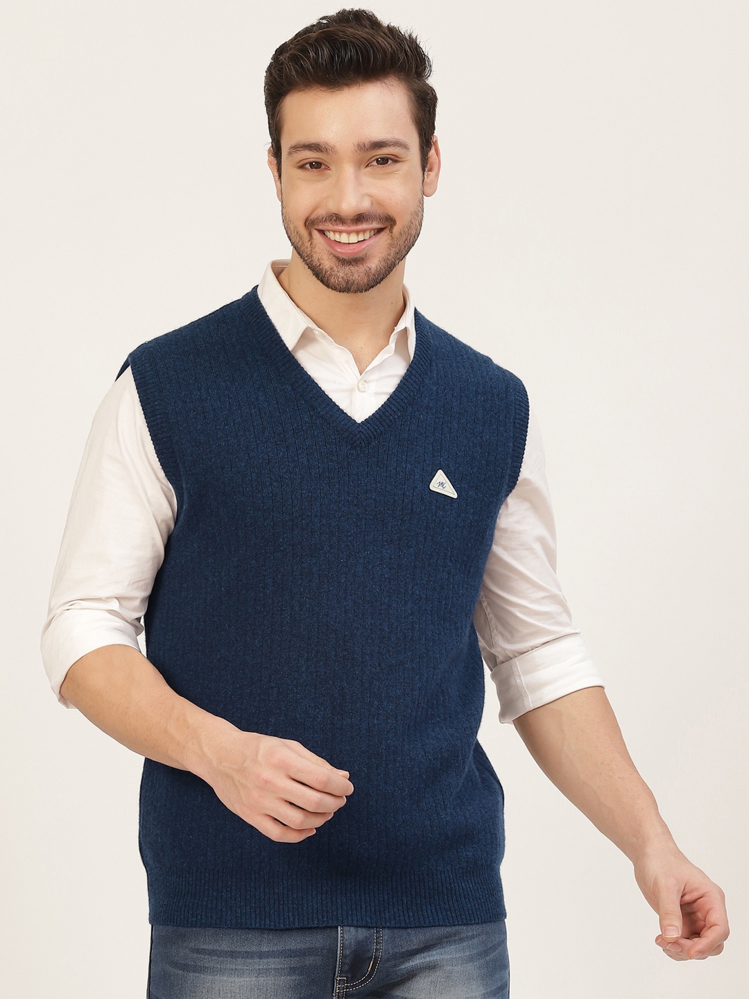 

Monte Carlo Men Blue Solid V-Neck Sweater Vest