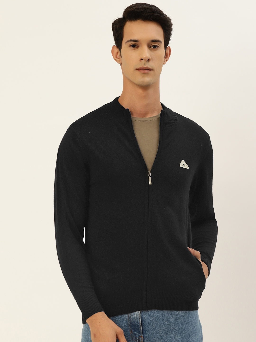 

Monte Carlo Men Black Solid Cardigan