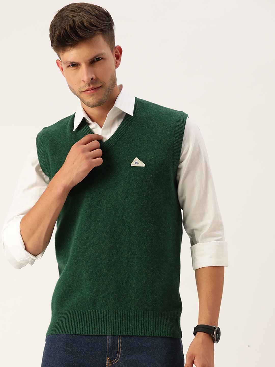 

Monte Carlo Men Green Solid Sweater Vest