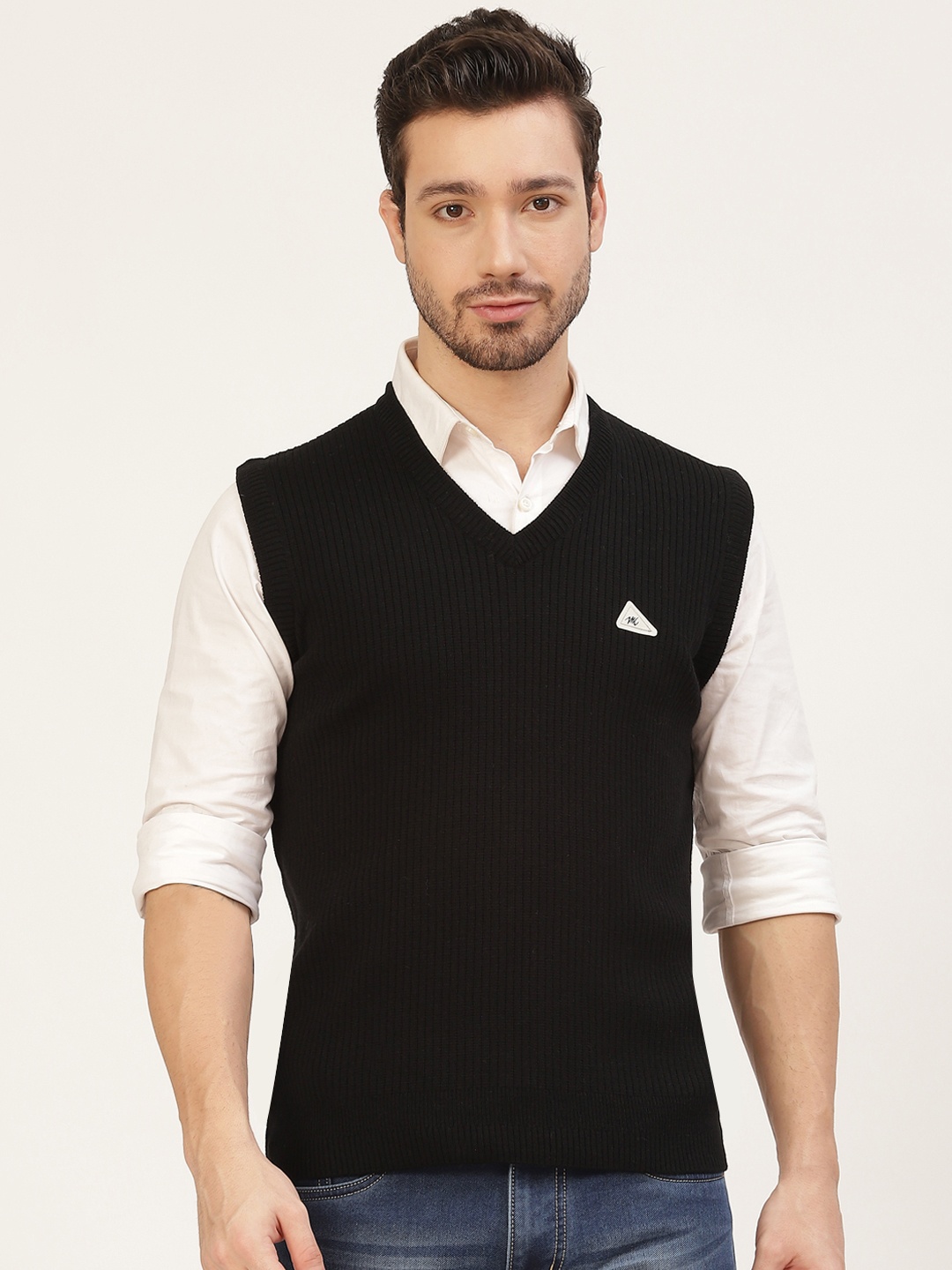

Monte Carlo Men Black Solid V-Neck Sweater Vest