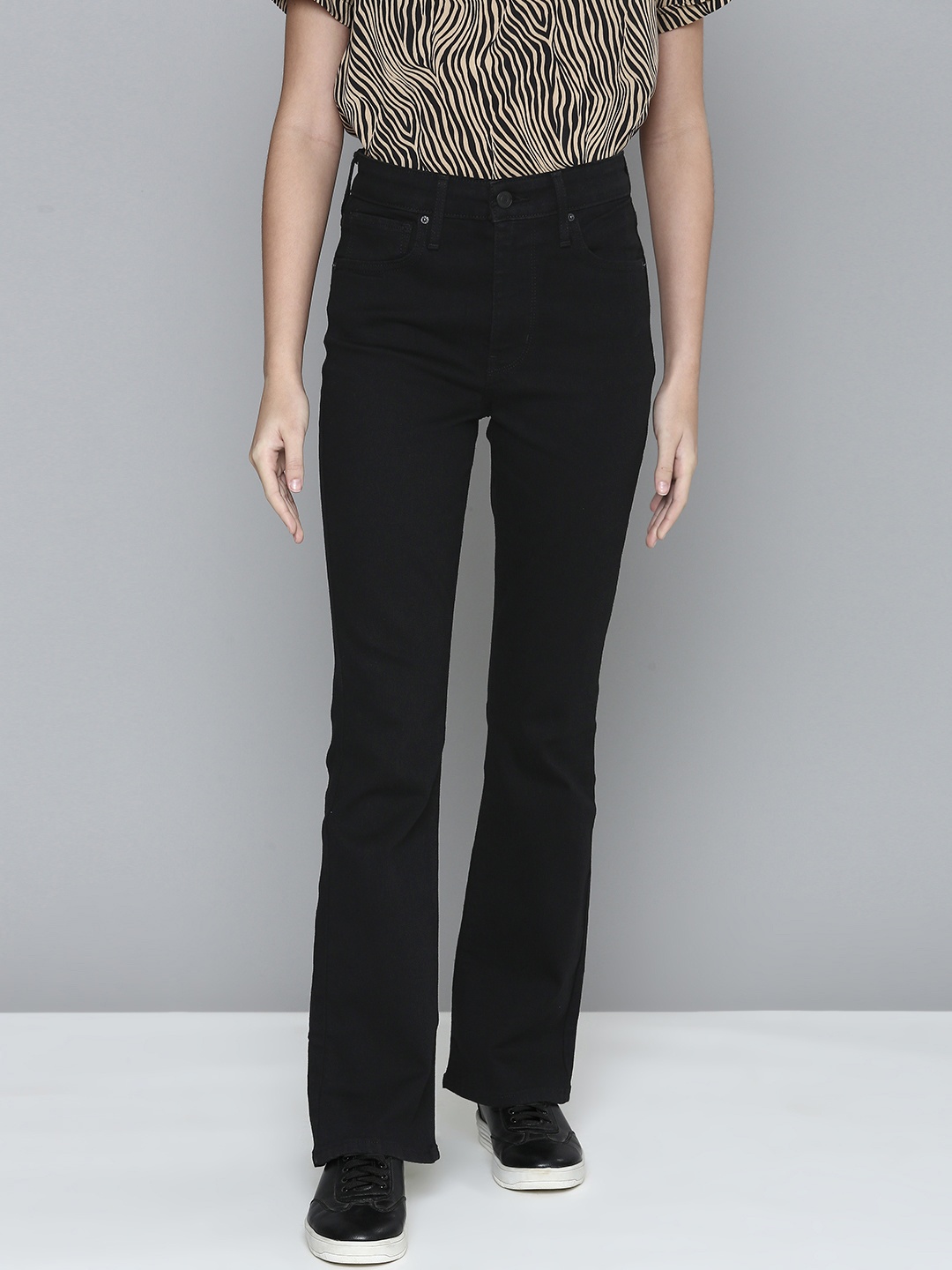 

Levis Women Black 725 Bootcut Mid Rise Stretchable Jeans