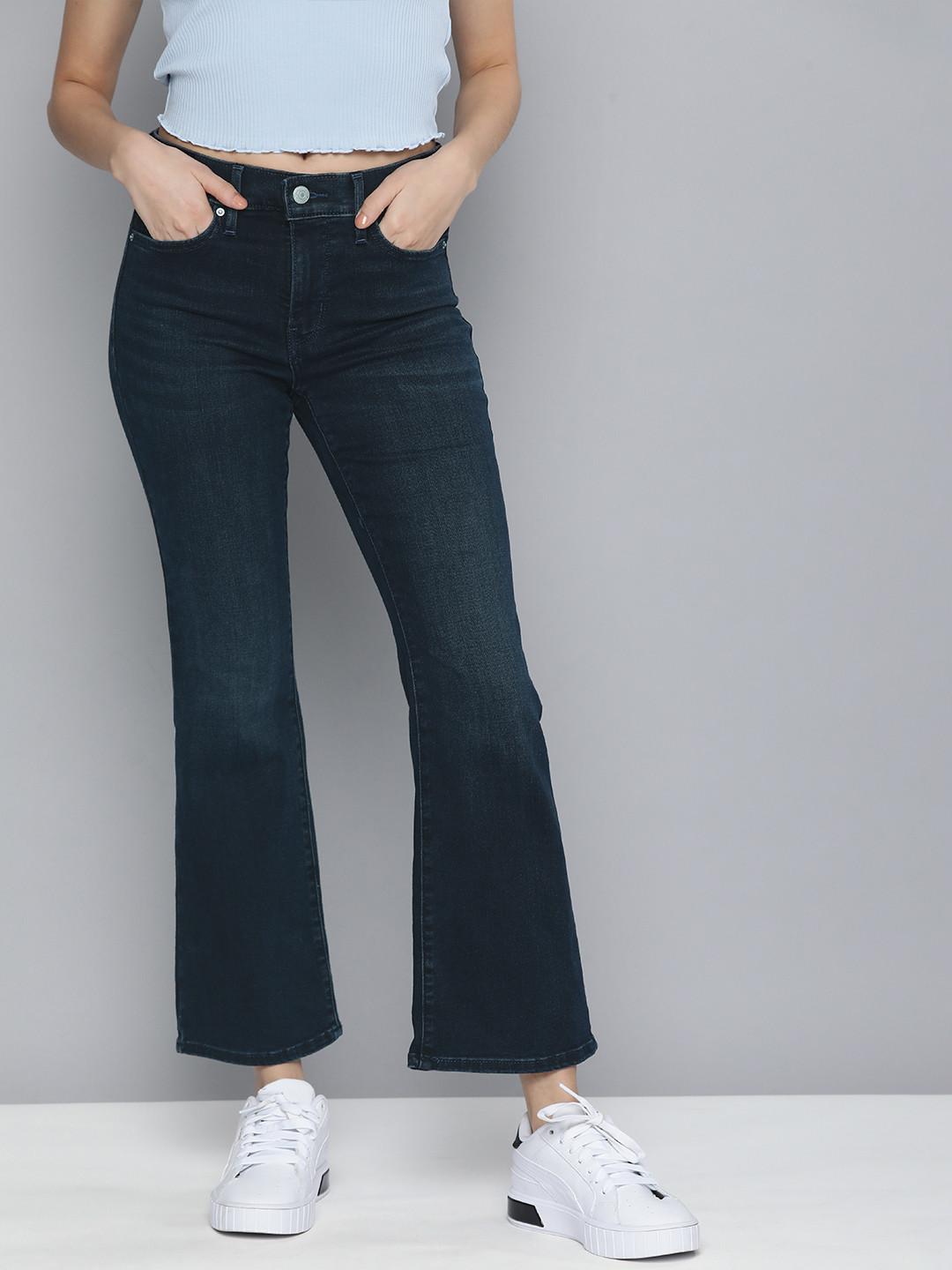 

Levis Women Blue 315 Shaping Bootcut Light Fade Stretchable Jeans