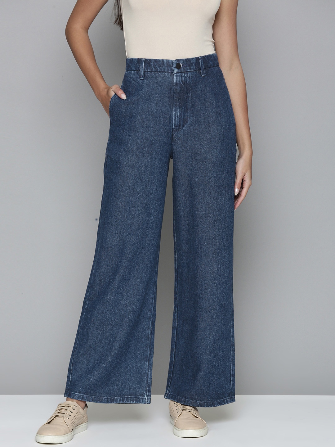 

Levis Women Blue Wide Leg High-Rise Jeans