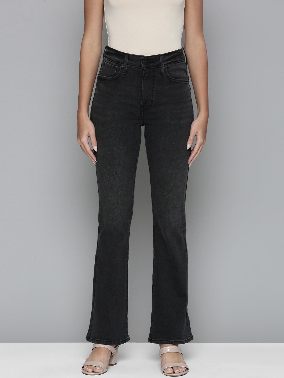 

Levis Women Black 725 Bootcut Light Fade Stretchable Jeans