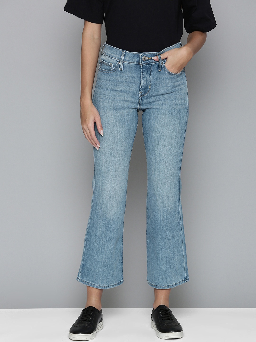 

Levis Women Blue 315 Bootcut Light Fade Stretchable Jeans