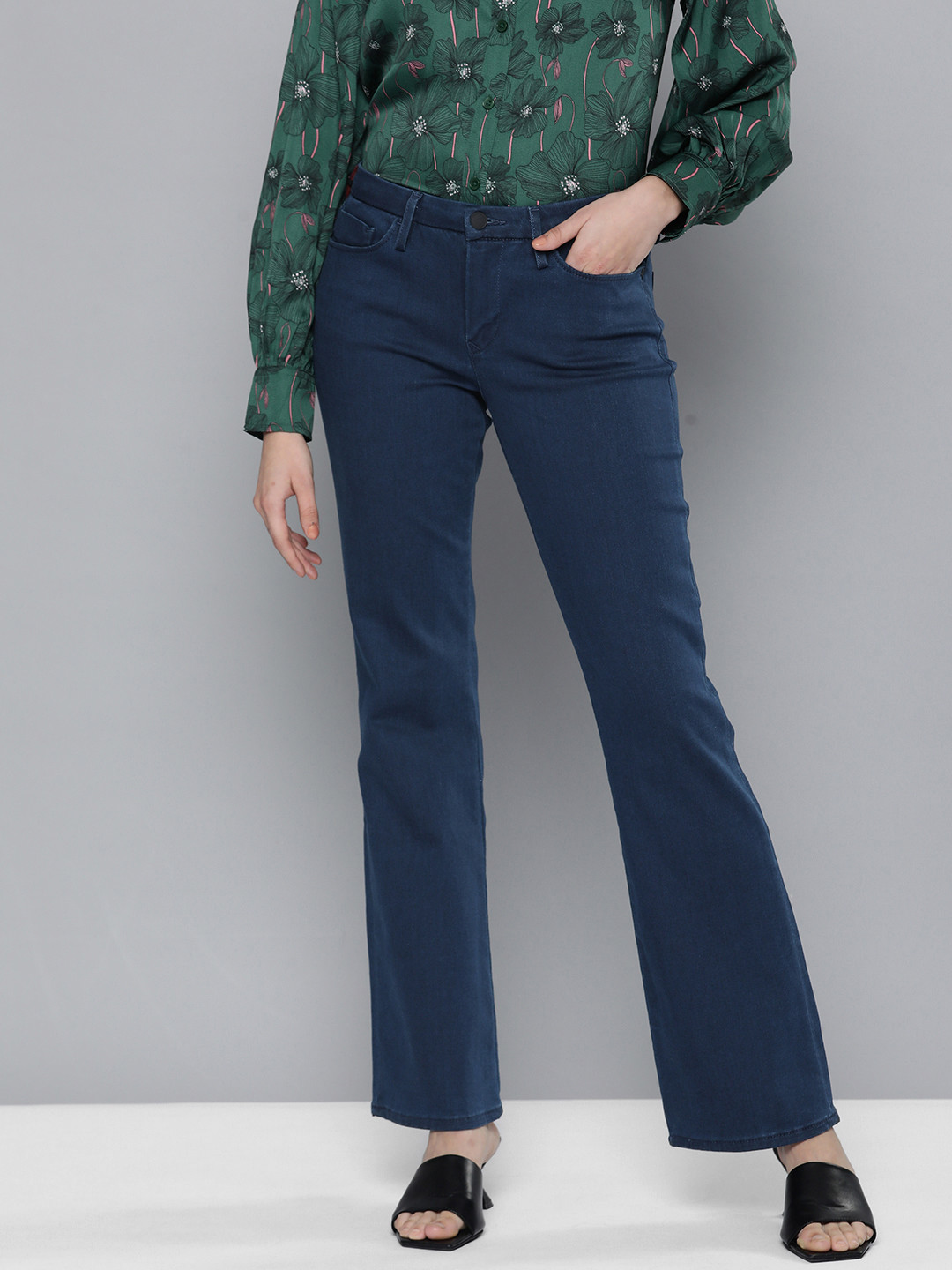

Levis Women Blue 715 Bootcut Stretchable Jeans