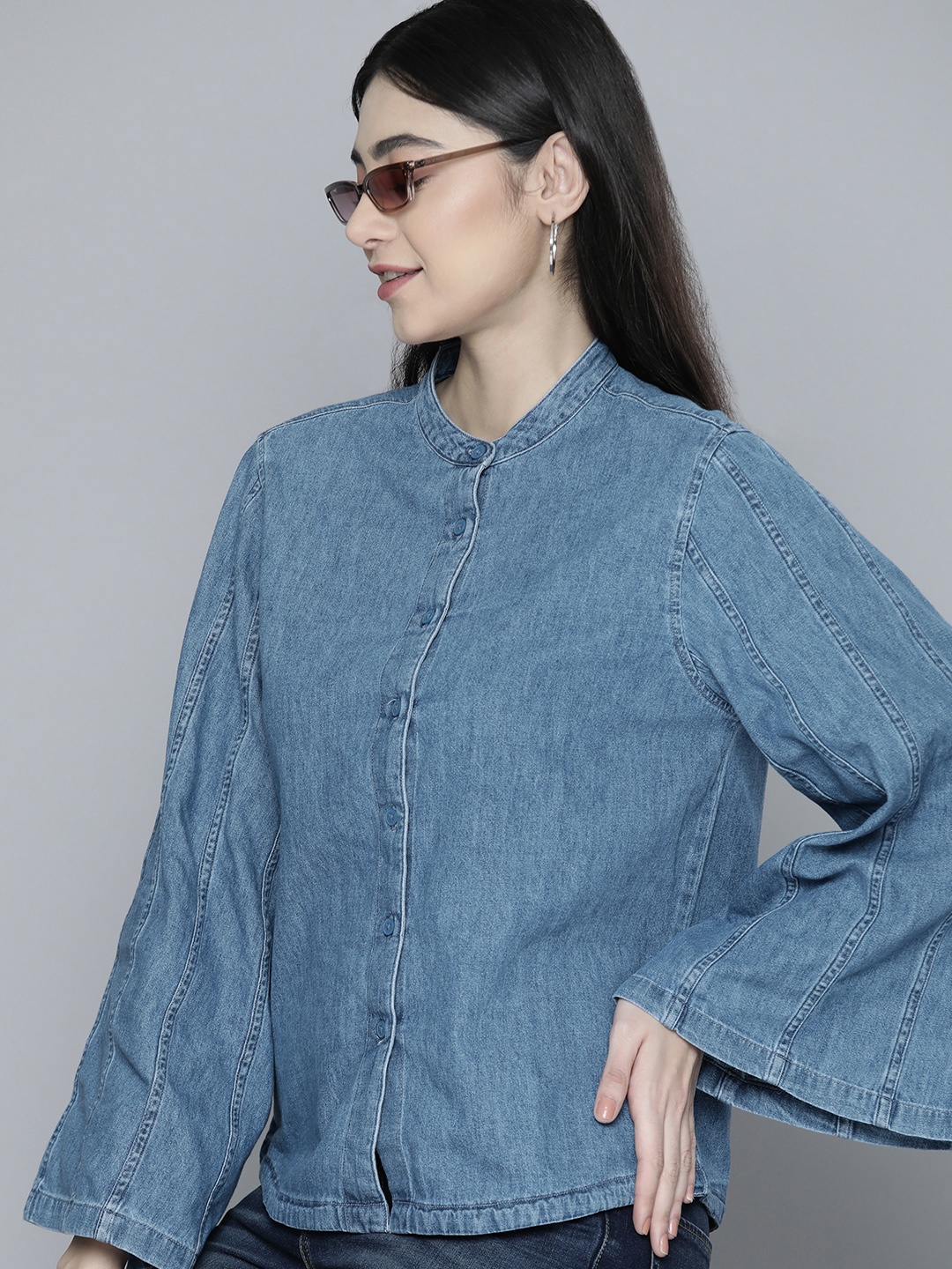 

Levis Women Blue Solid Opaque Pure Cotton Casual Denim Shirt