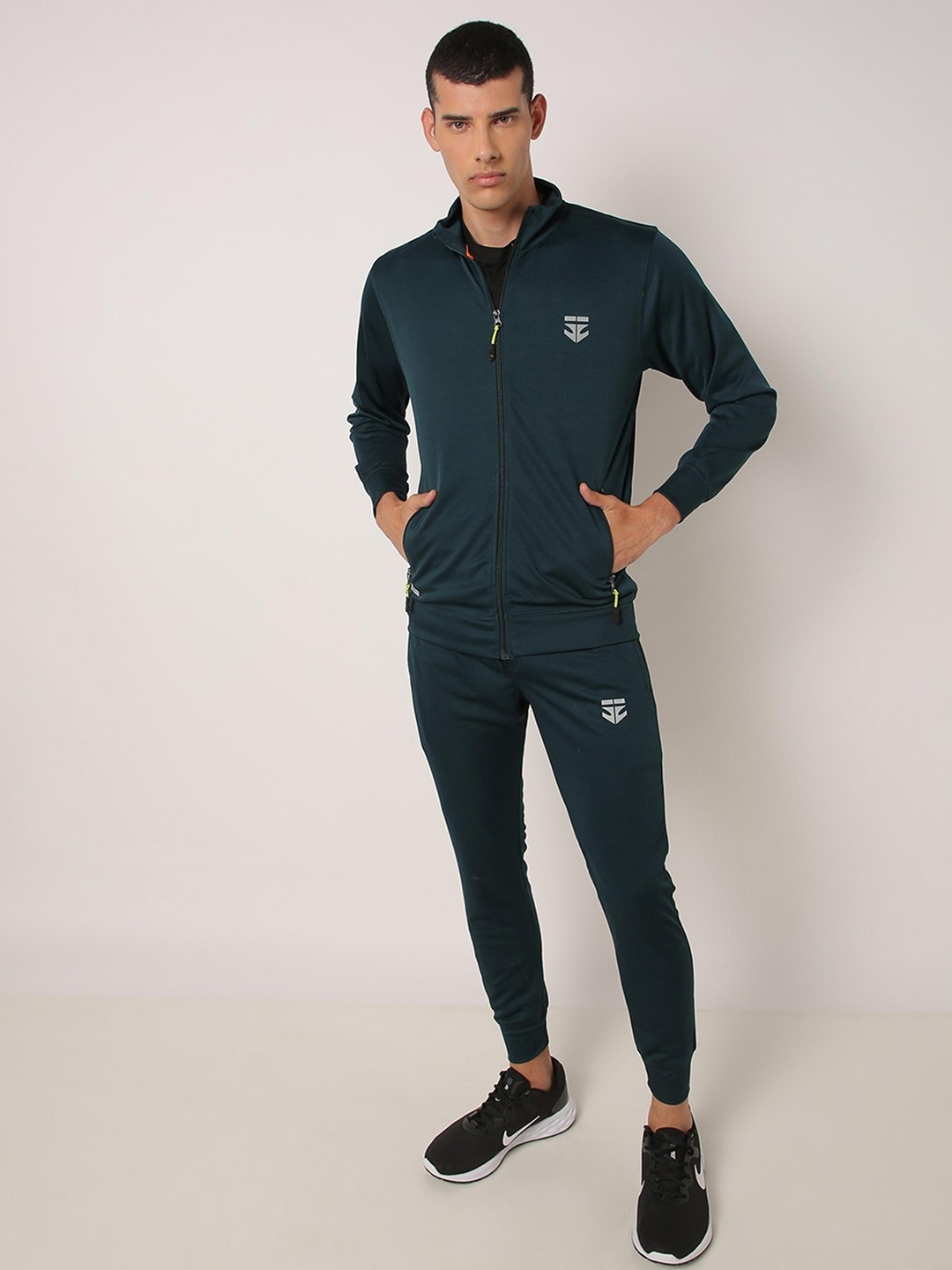 

Sports52 wear Men Solid Training Tracksuit, Teal