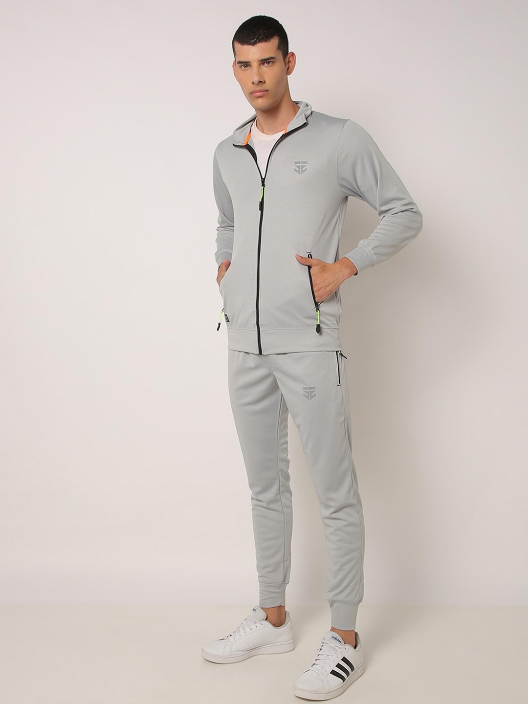 

Sports52 wear Men Solid Training Tracksuit, Grey