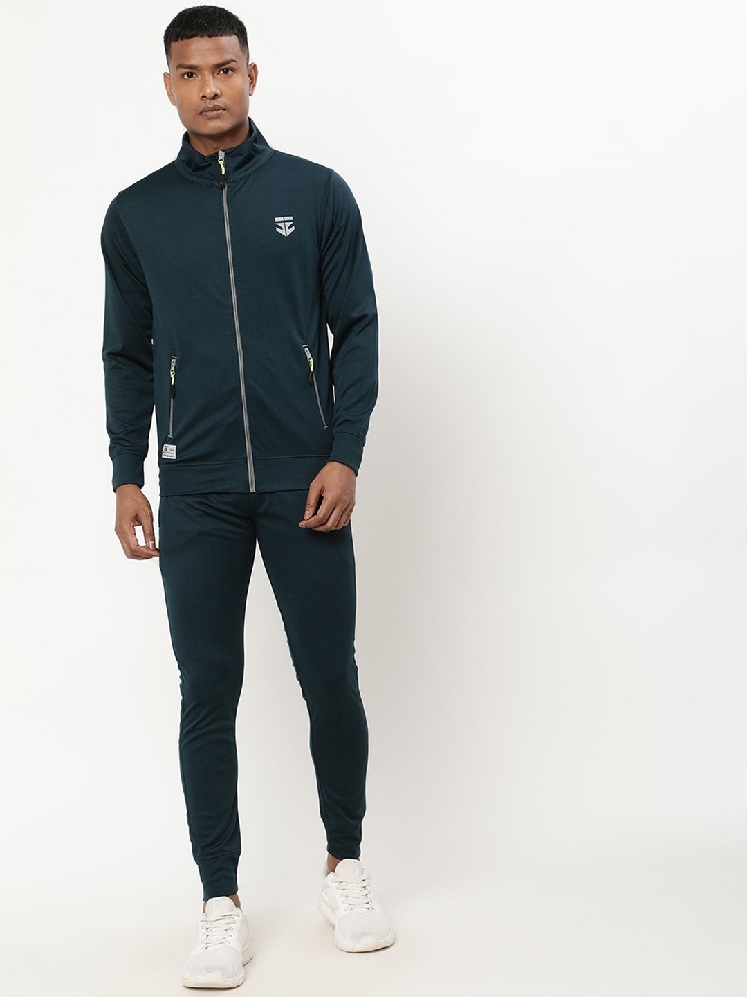 

Sports52 wear Men Solid Sports Tracksuit, Green