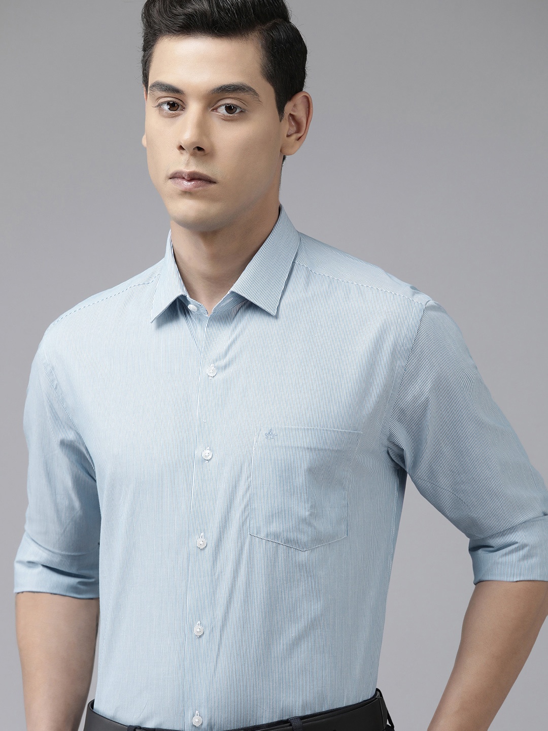 

Arrow Men White & Blue Manhattan Slim Fit Pinstriped Pure Cotton Formal Shirt