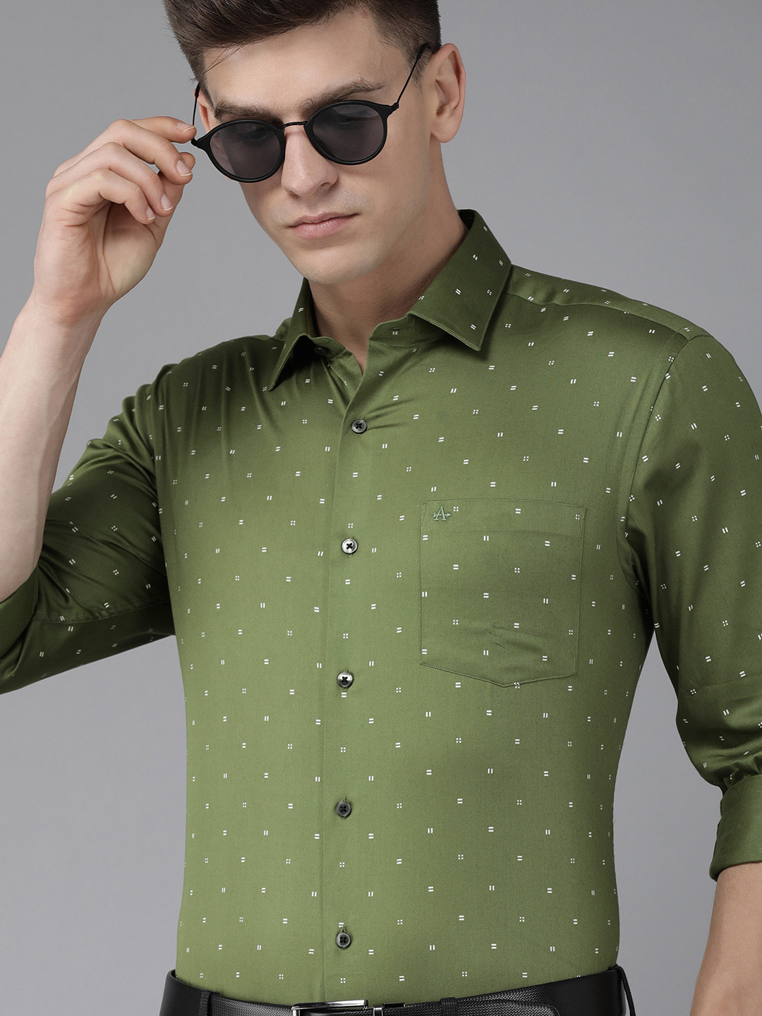 

Arrow Men Olive Green Manhattan Slim Fit Printed Pure Cotton Formal Shirt