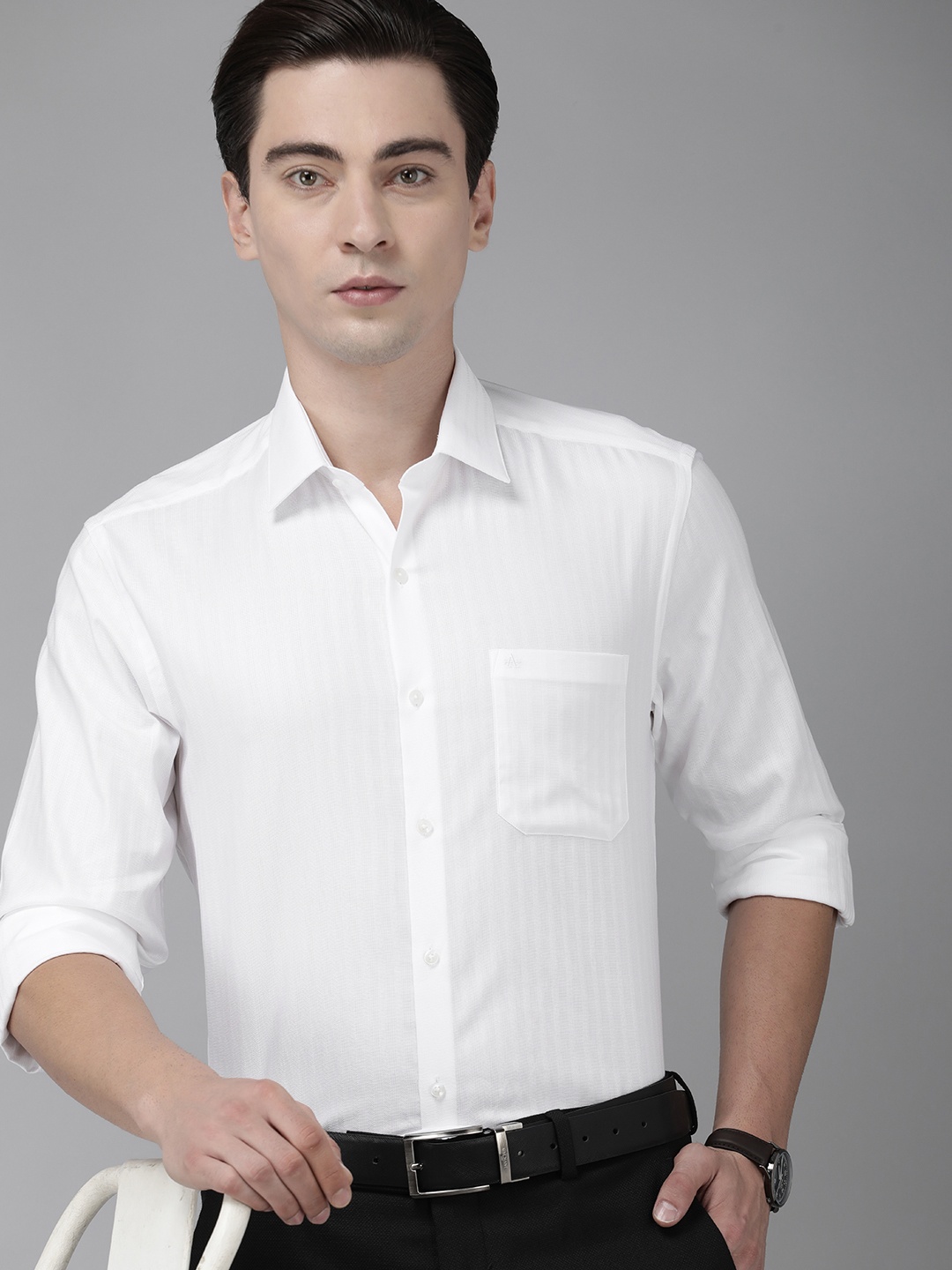 

Arrow Men White Slim Fit Textured Formal Shirt