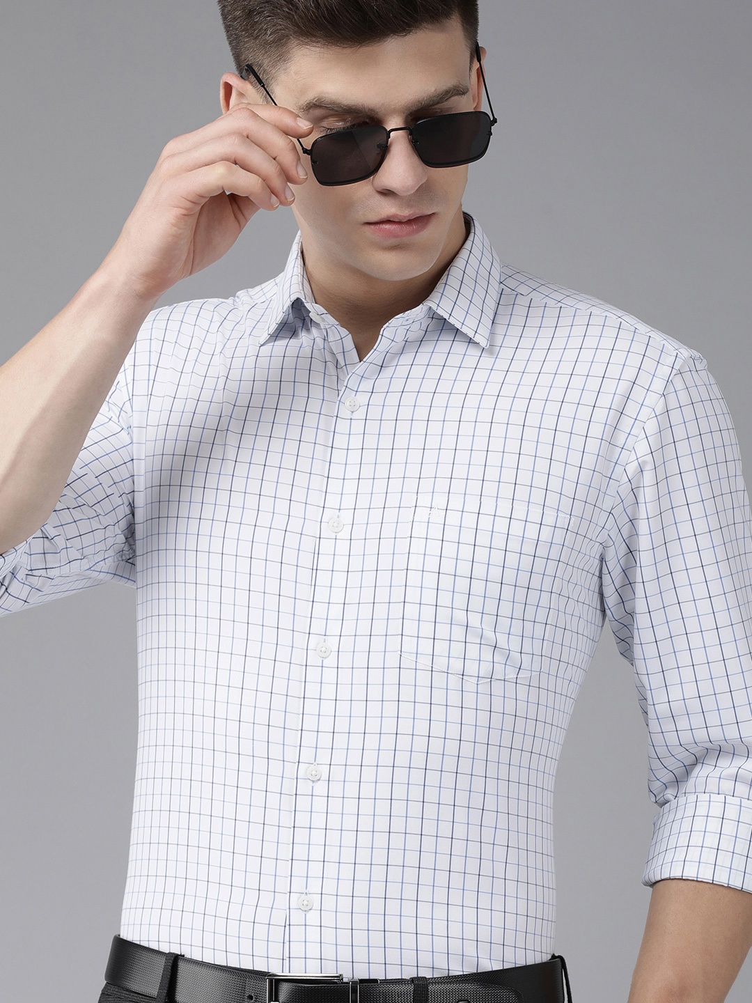

Arrow Men White & Blue Manhattan Slim Fit Grid Tattersall Checked Formal Shirt