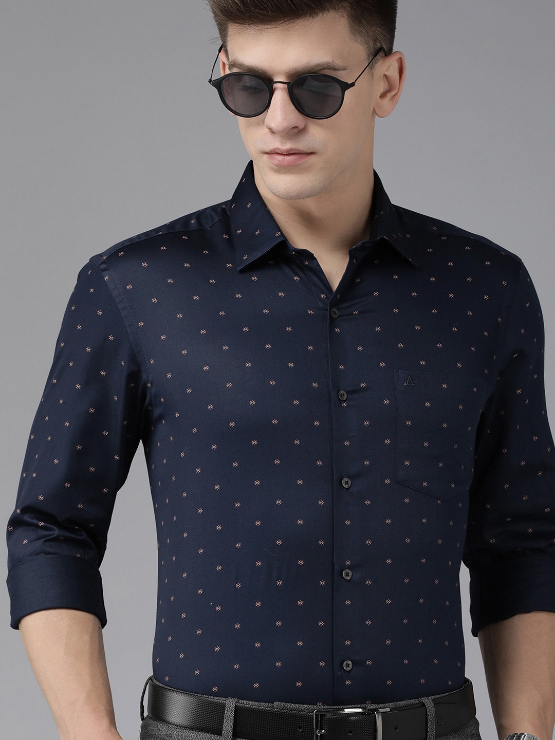 

Arrow Men Navy Blue Manhattan Slim Fit Ditsy Printed Pure Cotton Formal Shirt