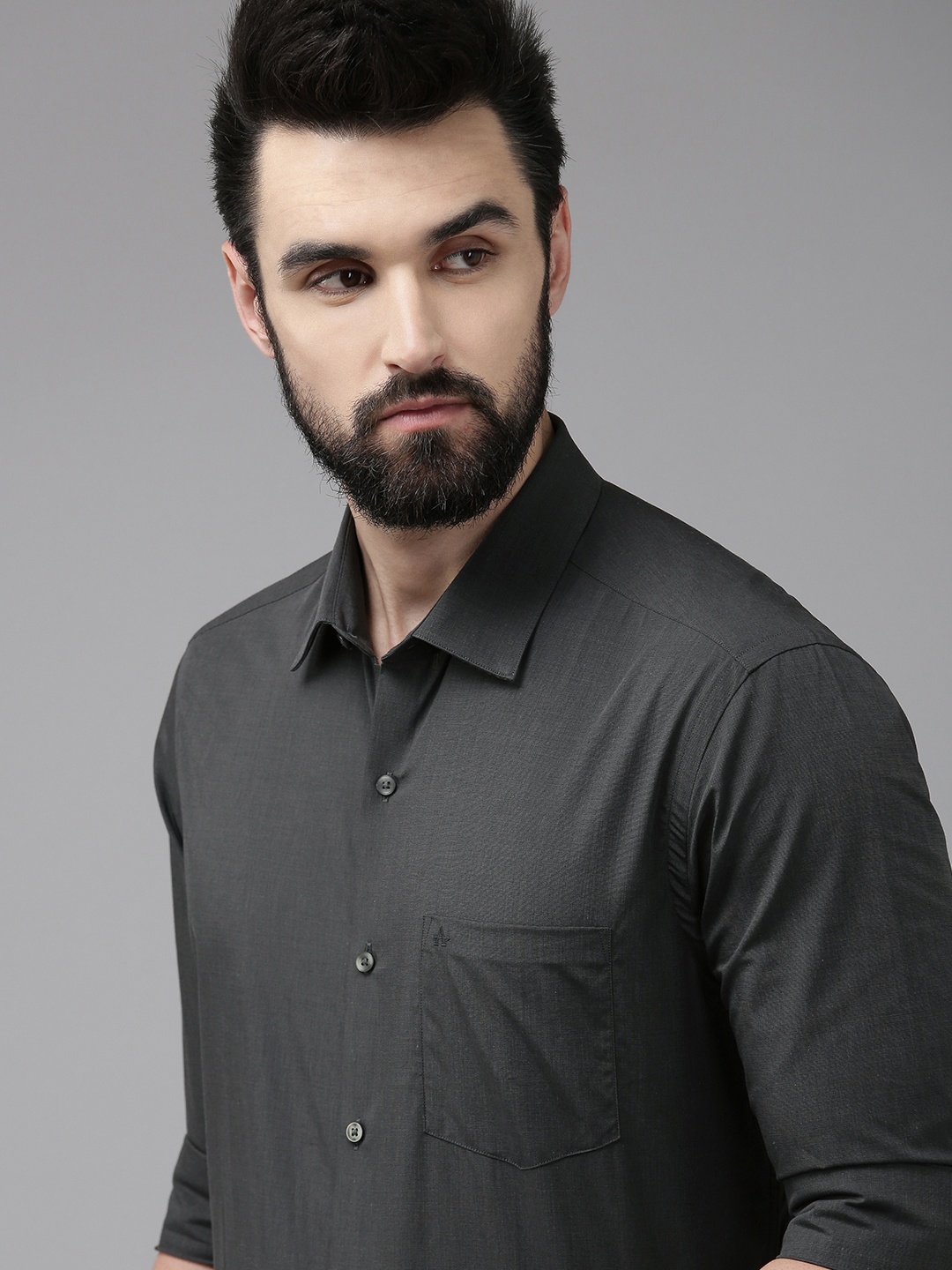 

Arrow Men Grey Manhattan Slim Fit Solid Opaque Pure Cotton Formal Shirt With Chest Pocket