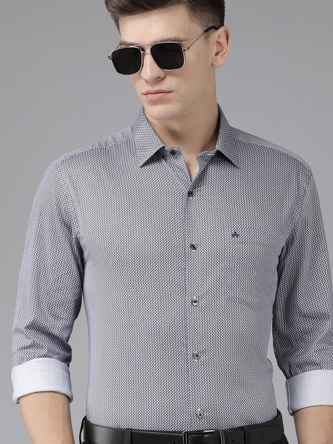 

Arrow Men Blue And White Original Slim Fit Printed Pure Cotton Formal Shirt