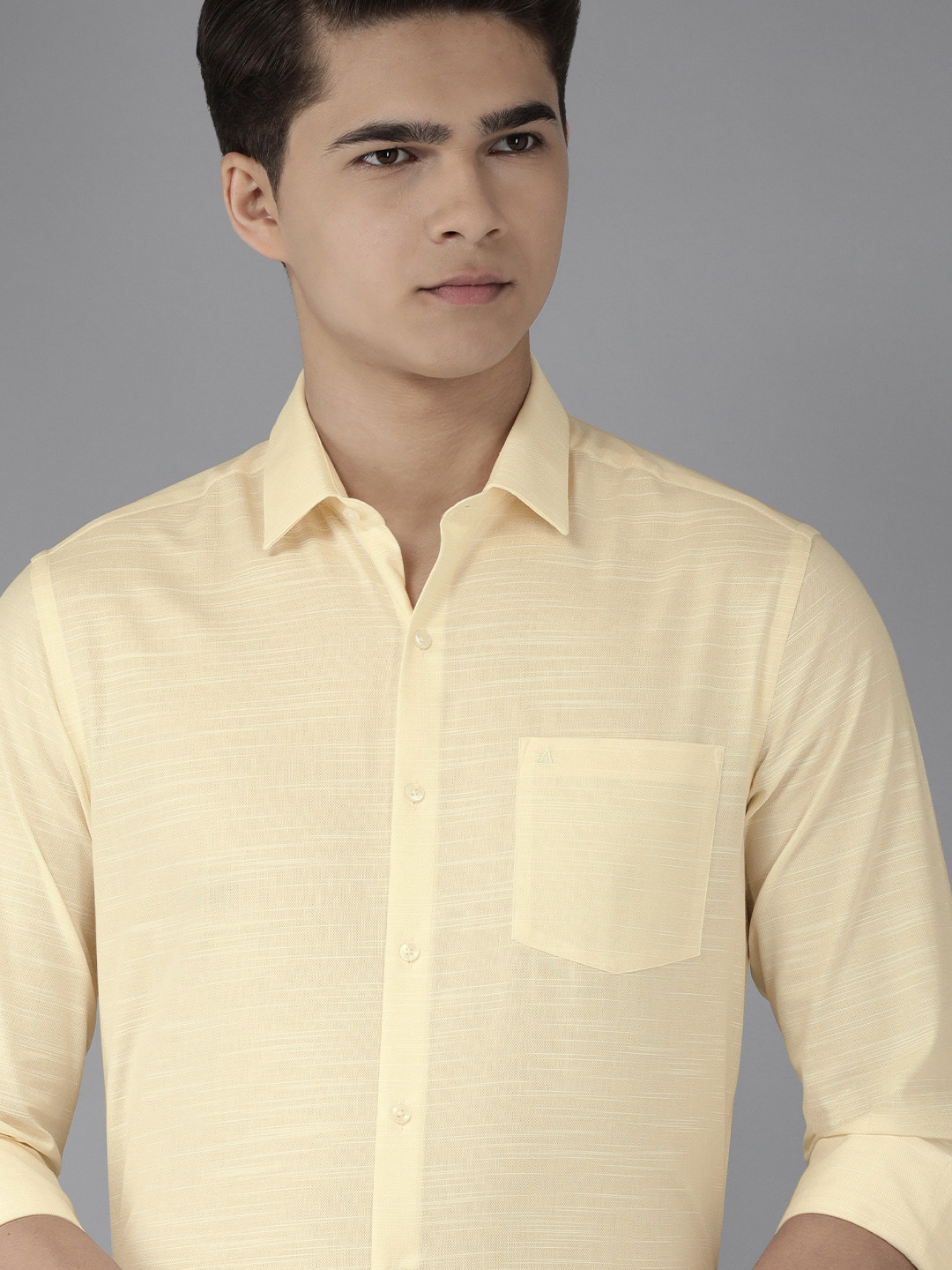 

Arrow Men Cream-Coloured Manhattan Slim Fit Solid Pure Cotton Formal Shirt