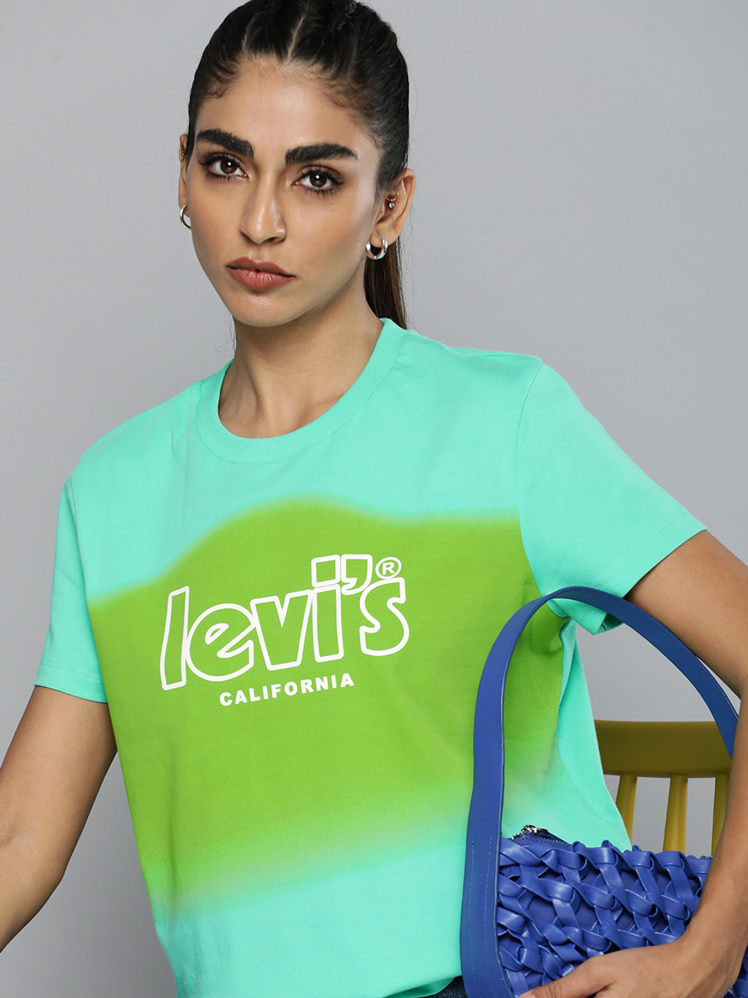

Levis Women Sea Blue & Green Pure Cotton Brand Logo Dyed Applique T-shirt