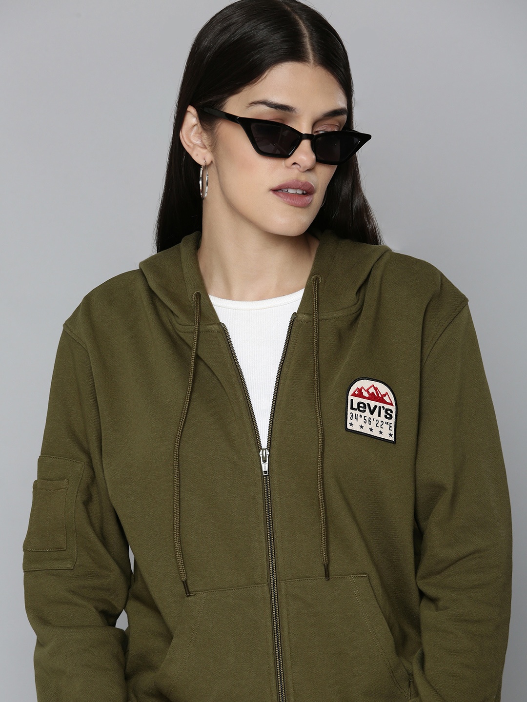 

Levis Women Olive Green Relaxed Fit Hooded Sweatshirt