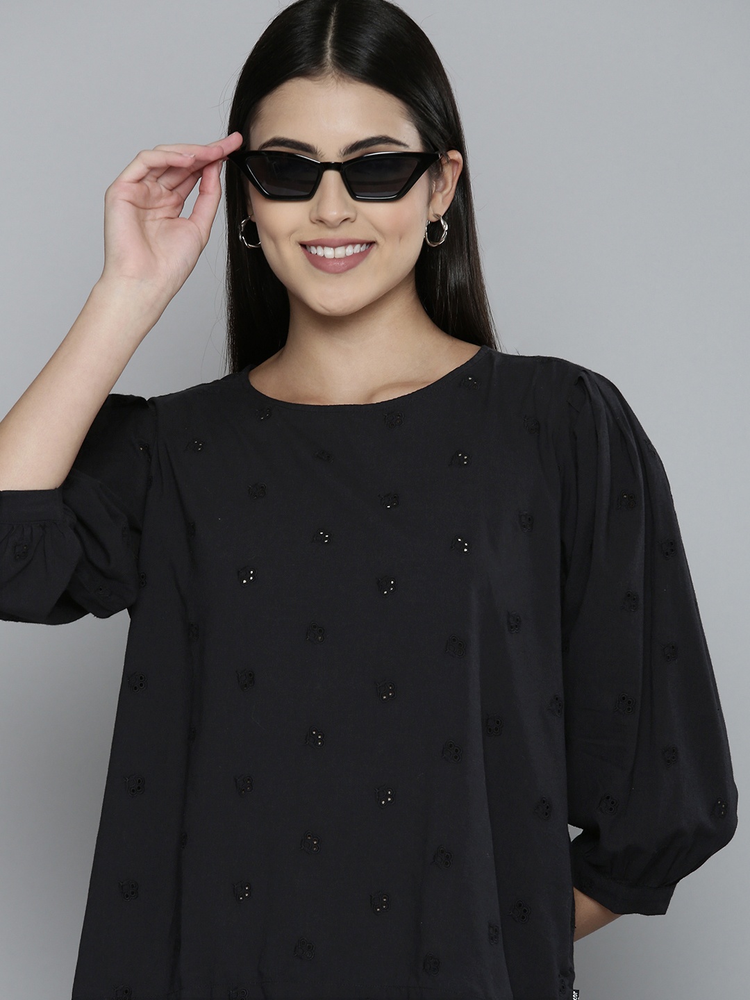 

Levis Women Self Design Bishop Sleeves Pure Cotton Regular Top, Black