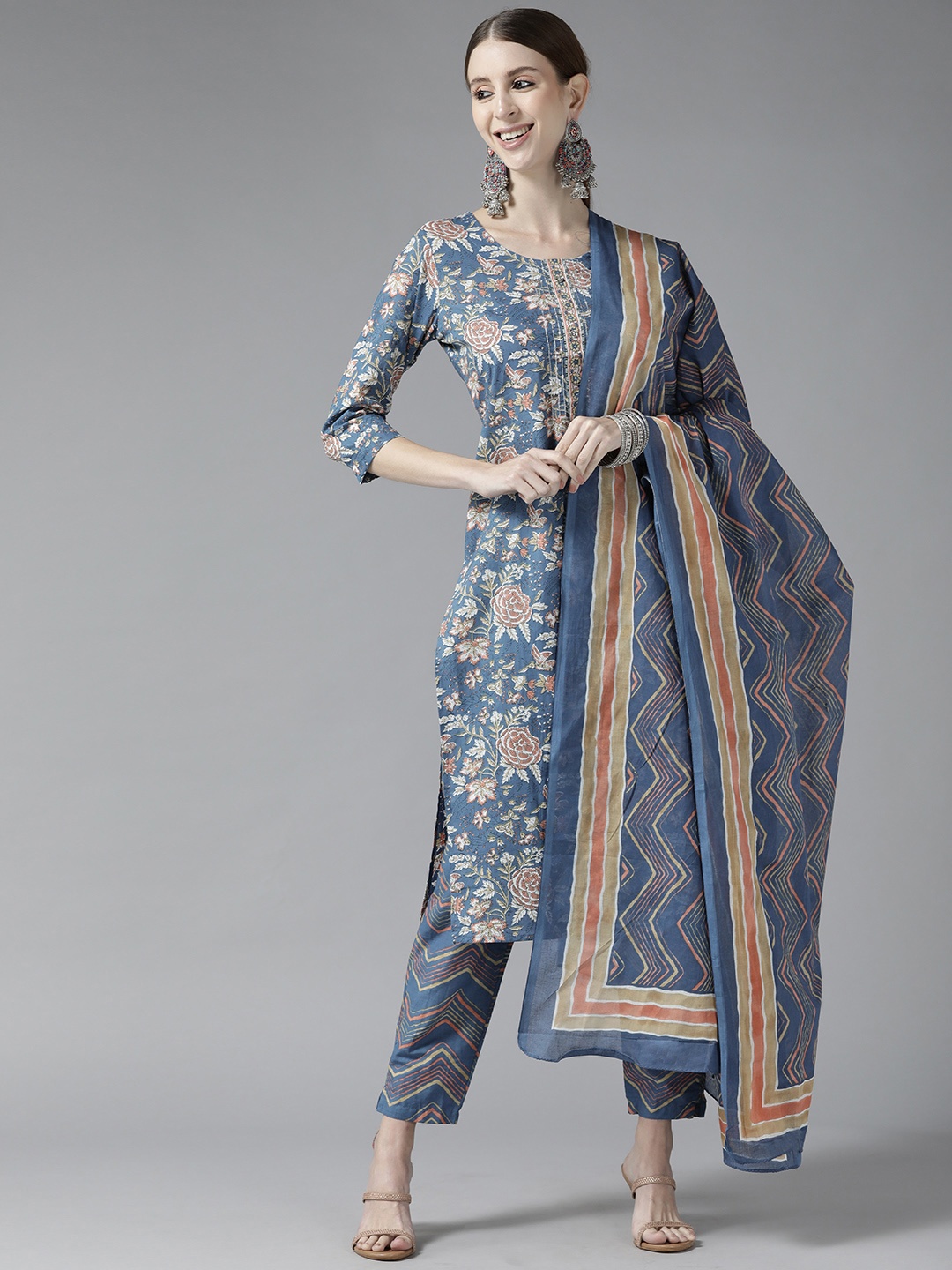 

Yufta Women Blue Floral Printed Sequinned Pure Cotton Kurta with Trousers & With Dupatta