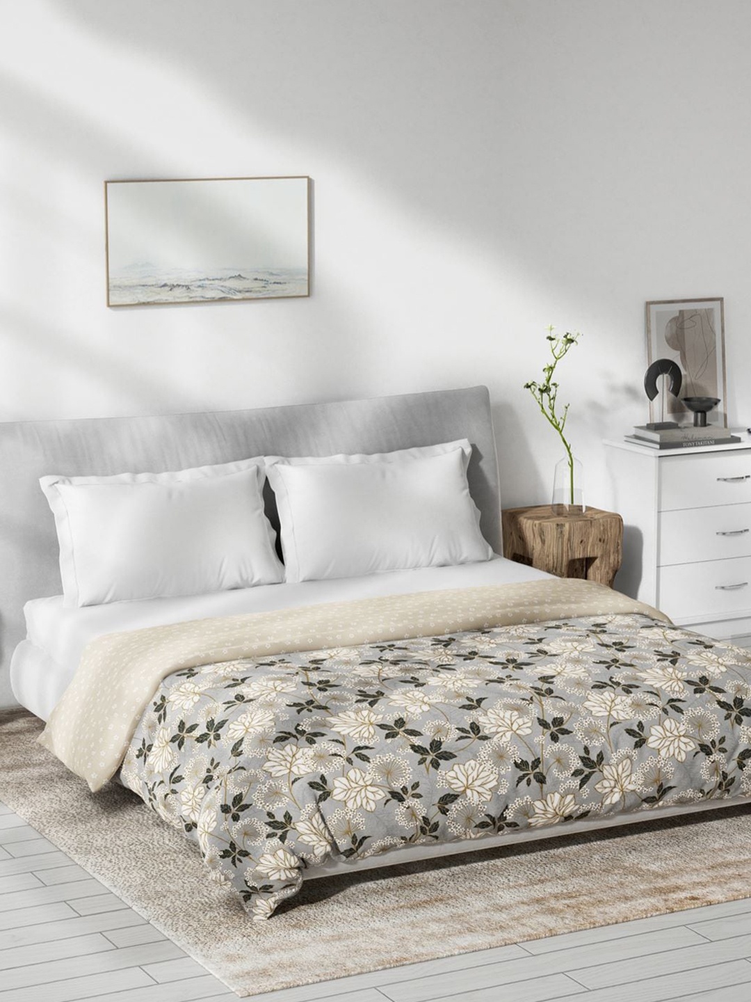 

DDecor Grey & Beige Floral Mild Winter 150 GSM Double Bed Dohar