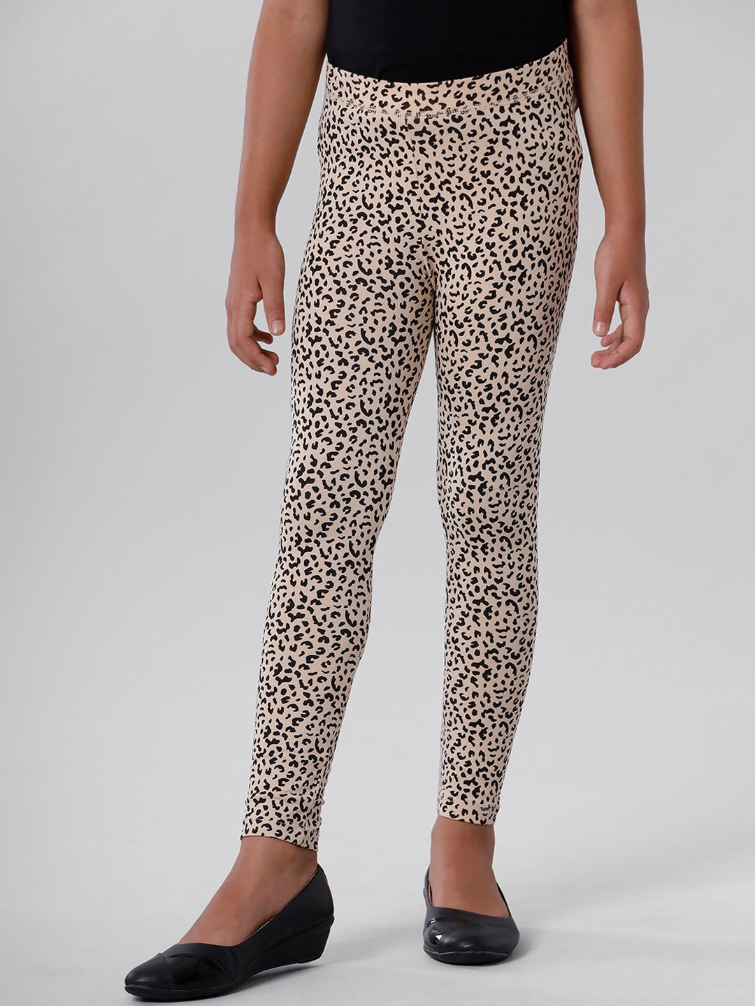 

De Moza Girls Beige & Black Printed Ankle Length Leggings