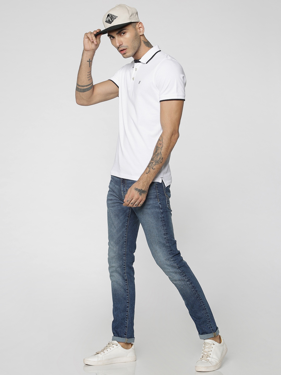 

Jack & Jones Men Blue Low-Rise Heavy Fade Stretchable Jeans