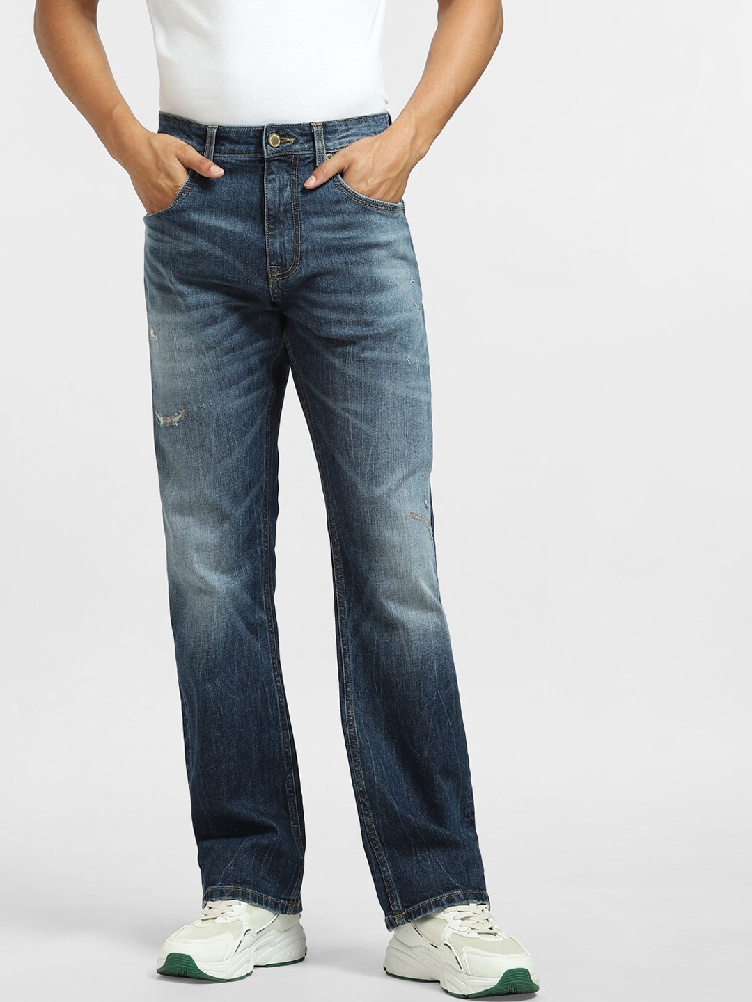 

Jack & Jones Men Blue Low-Rise Low Distress Heavy Fade Stretchable Jeans