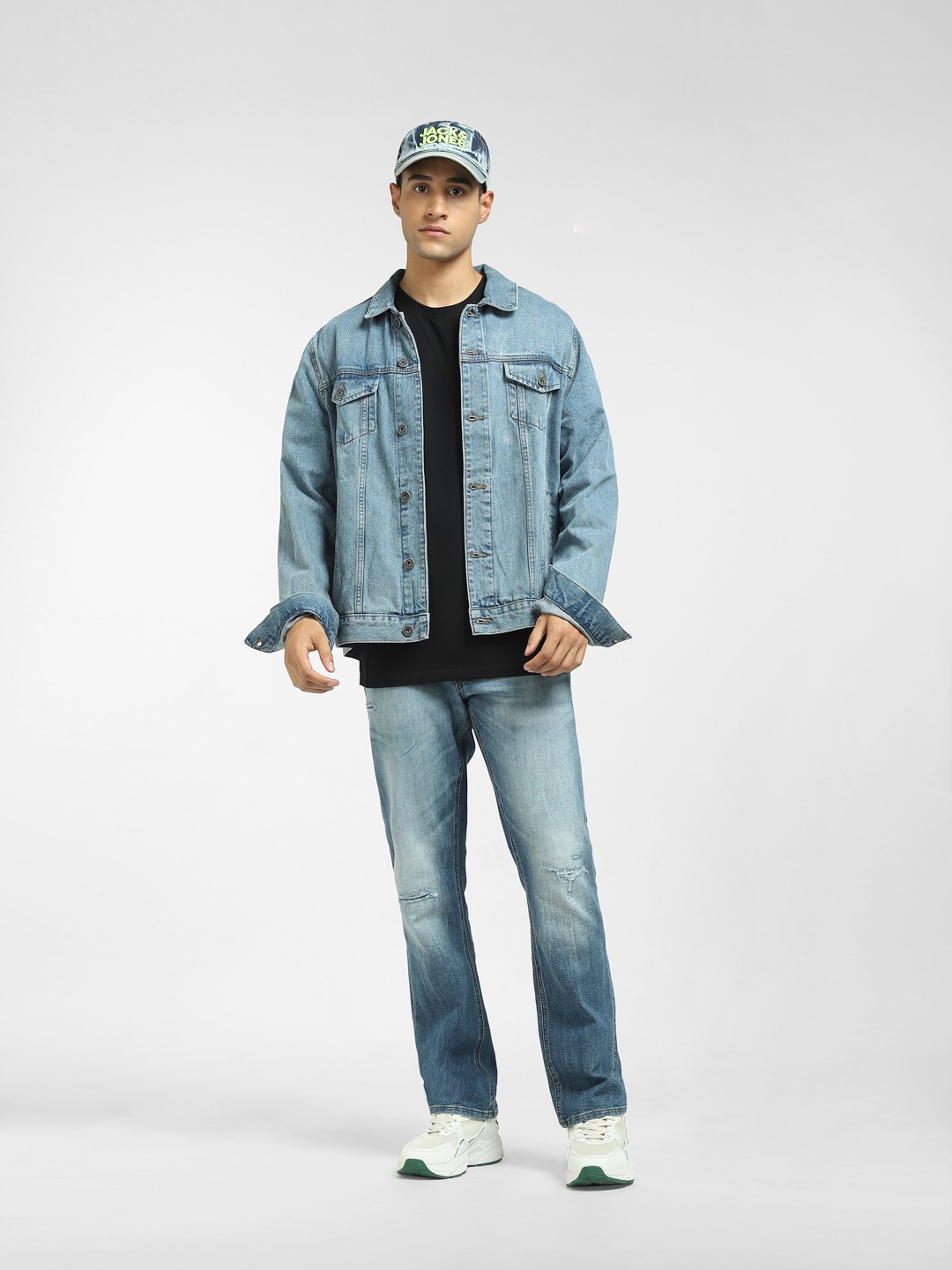 

Jack & Jones Men Blue Low-Rise Mildly Distressed Heavy Fade Stretchable Jeans