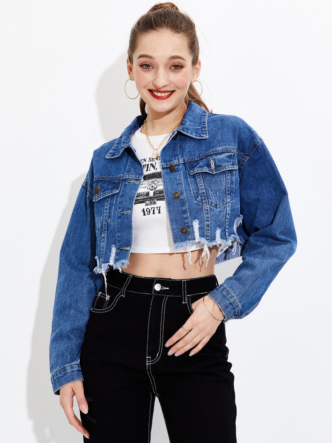 

URBANIC Women Blue Denim Crop Jacket